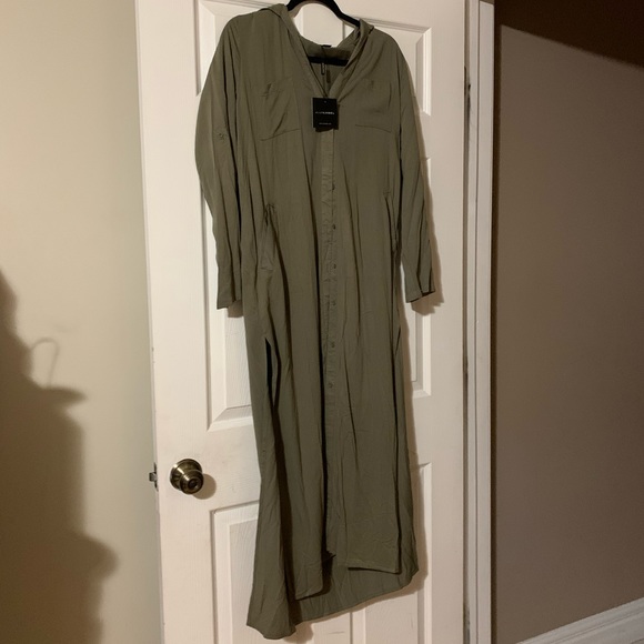 Green cardigan Dress - Picture 2 of 2